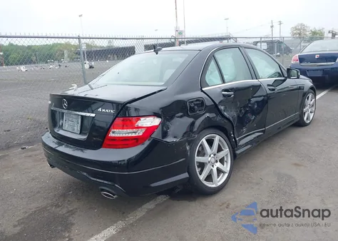 2014 Mercedes-Benz C 300 Luxury 4Matic/Sport 4Matic from USA, damaged, VIN WDDGF8AB6EA946106